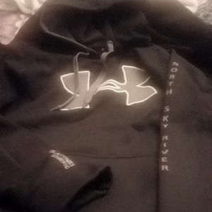 under amour size medium